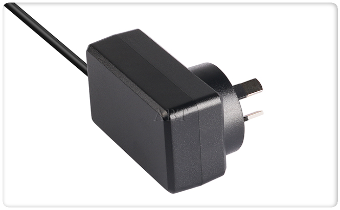 10V2A蘑菇视频
适配器