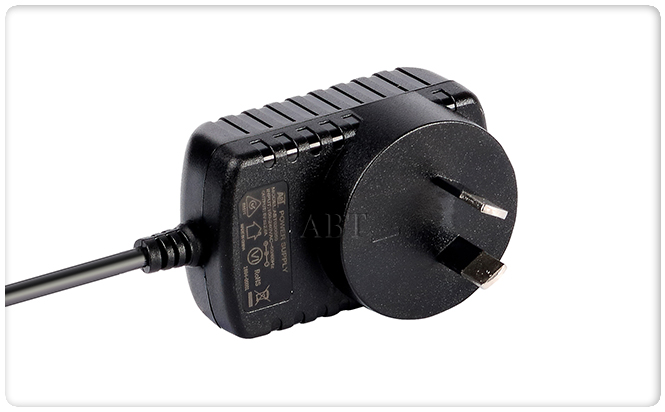 20V0.5A蘑菇视频
适配器